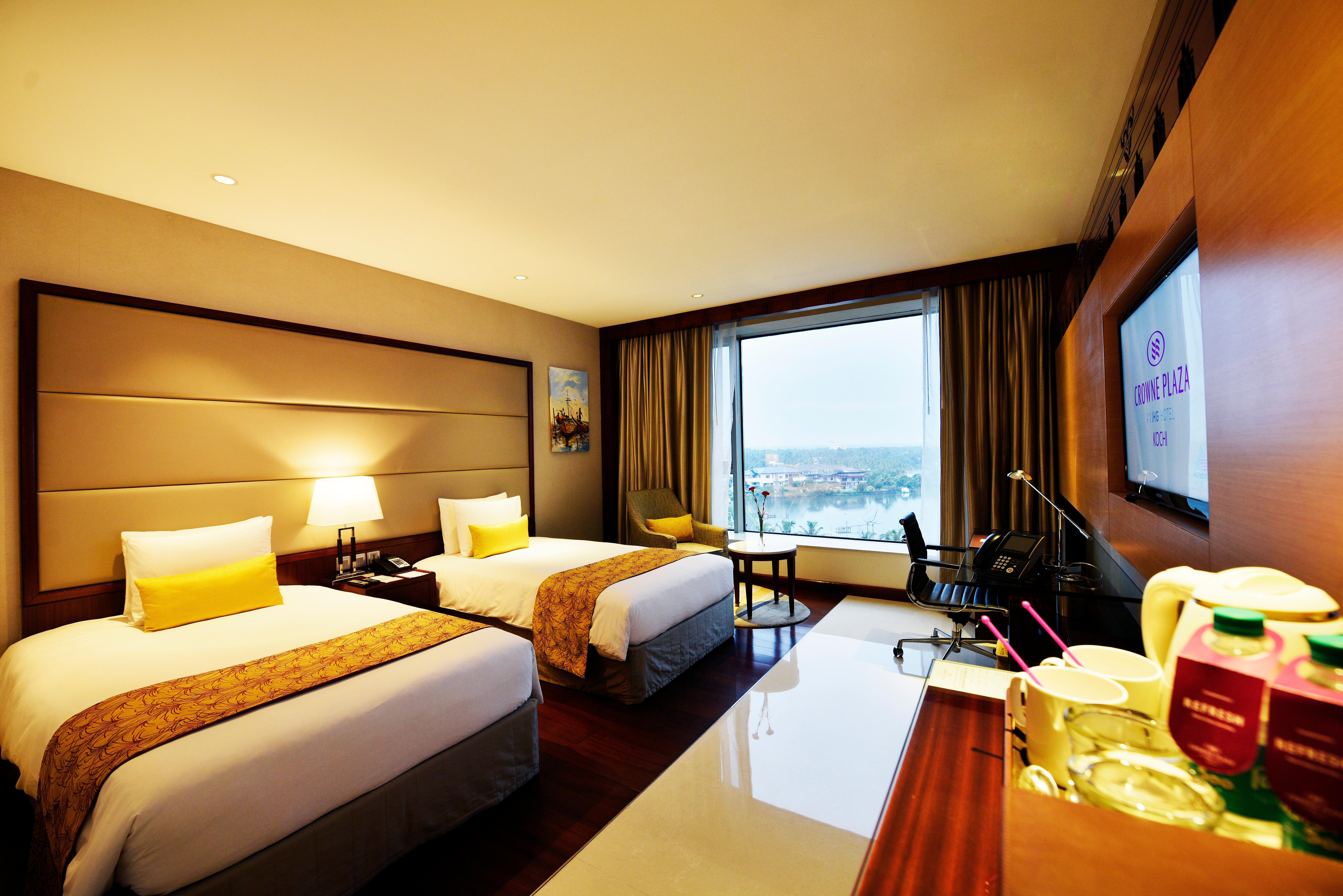 Crowne Plaza Kochi By Ihg Hotell Exteriör bild Deluxe Room